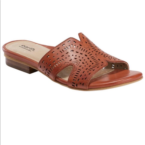 Earth Shoes - Earth | Women’s Mykonos Torlos Leather Sandals 9.5